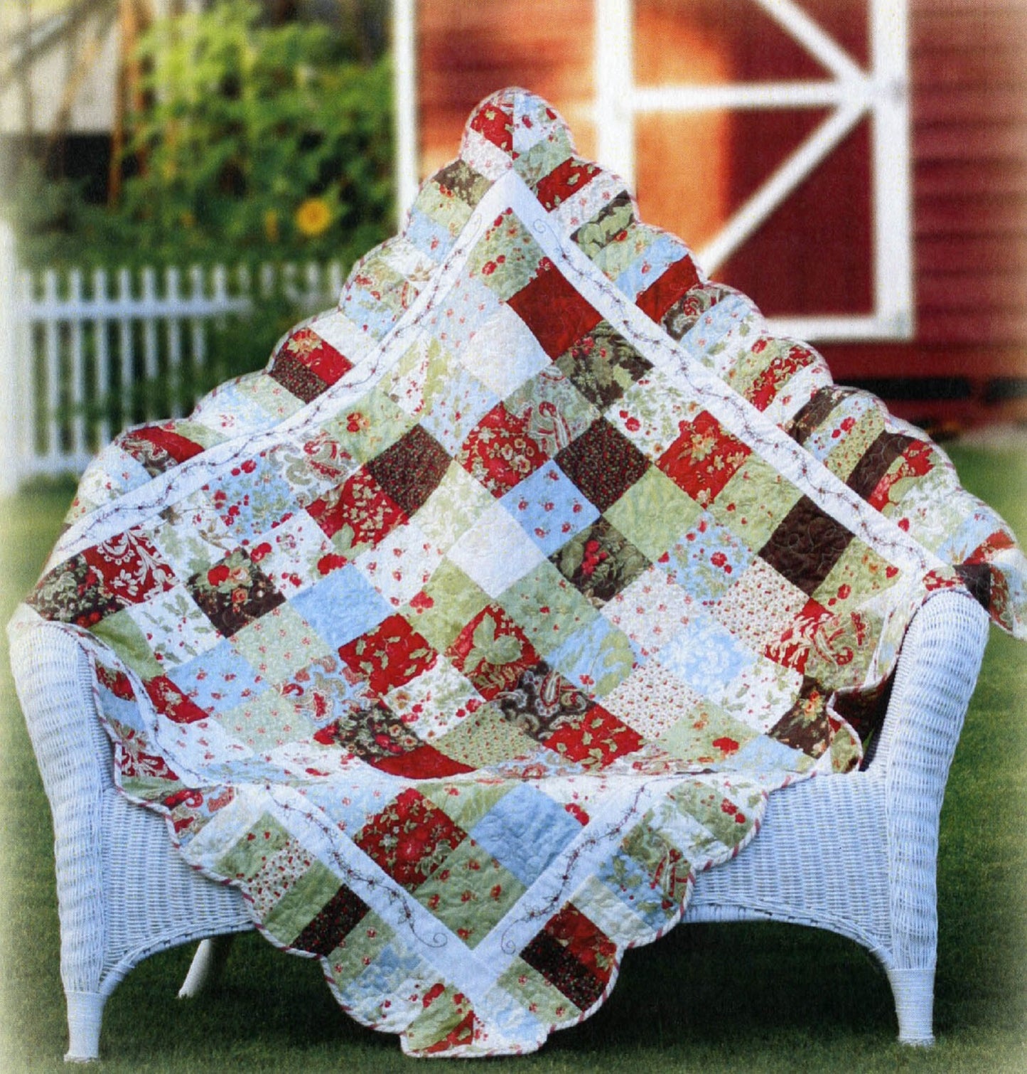 Holiday Charm Quilt Pattern by Shabby Fabrics-Precut Friendly